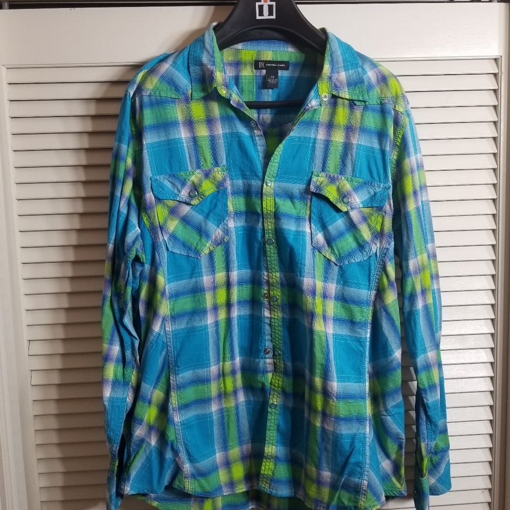 Inc button up